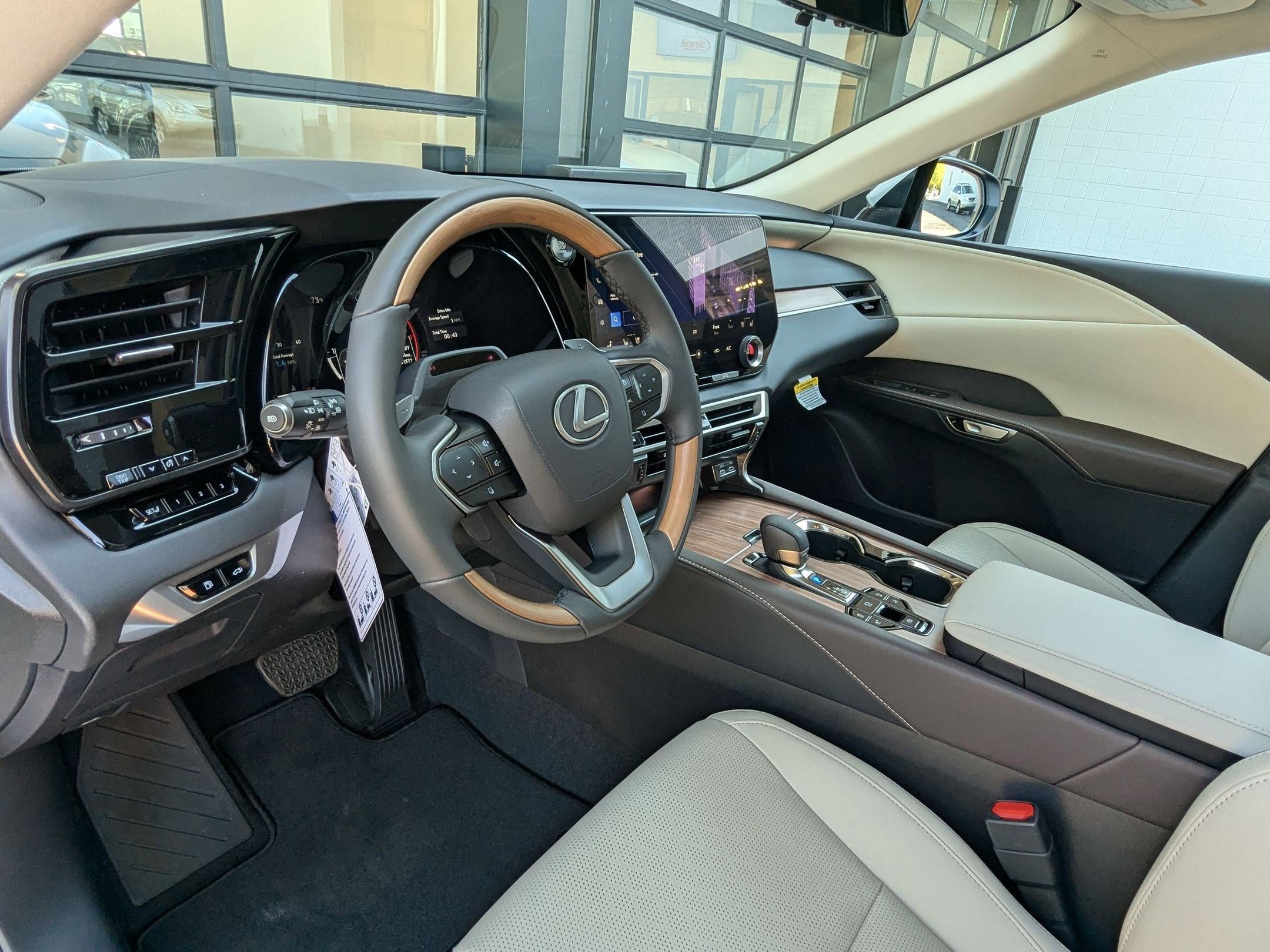 2025 Lexus RX 350 Premium AWD photo 3