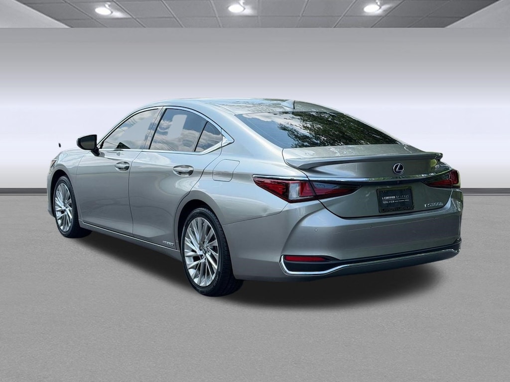 Certified 2021 Lexus ES 300h Ultra Luxury Sedan