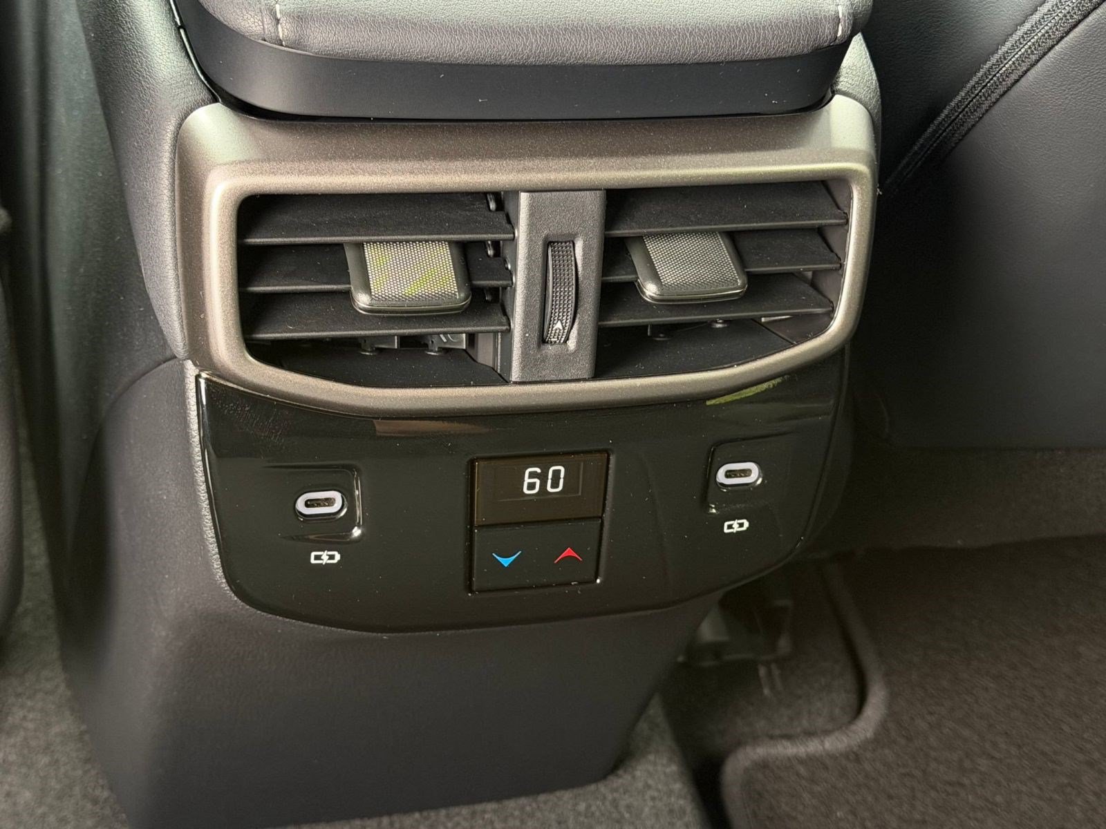2026 Lexus RX 350 Premium - Photo 31