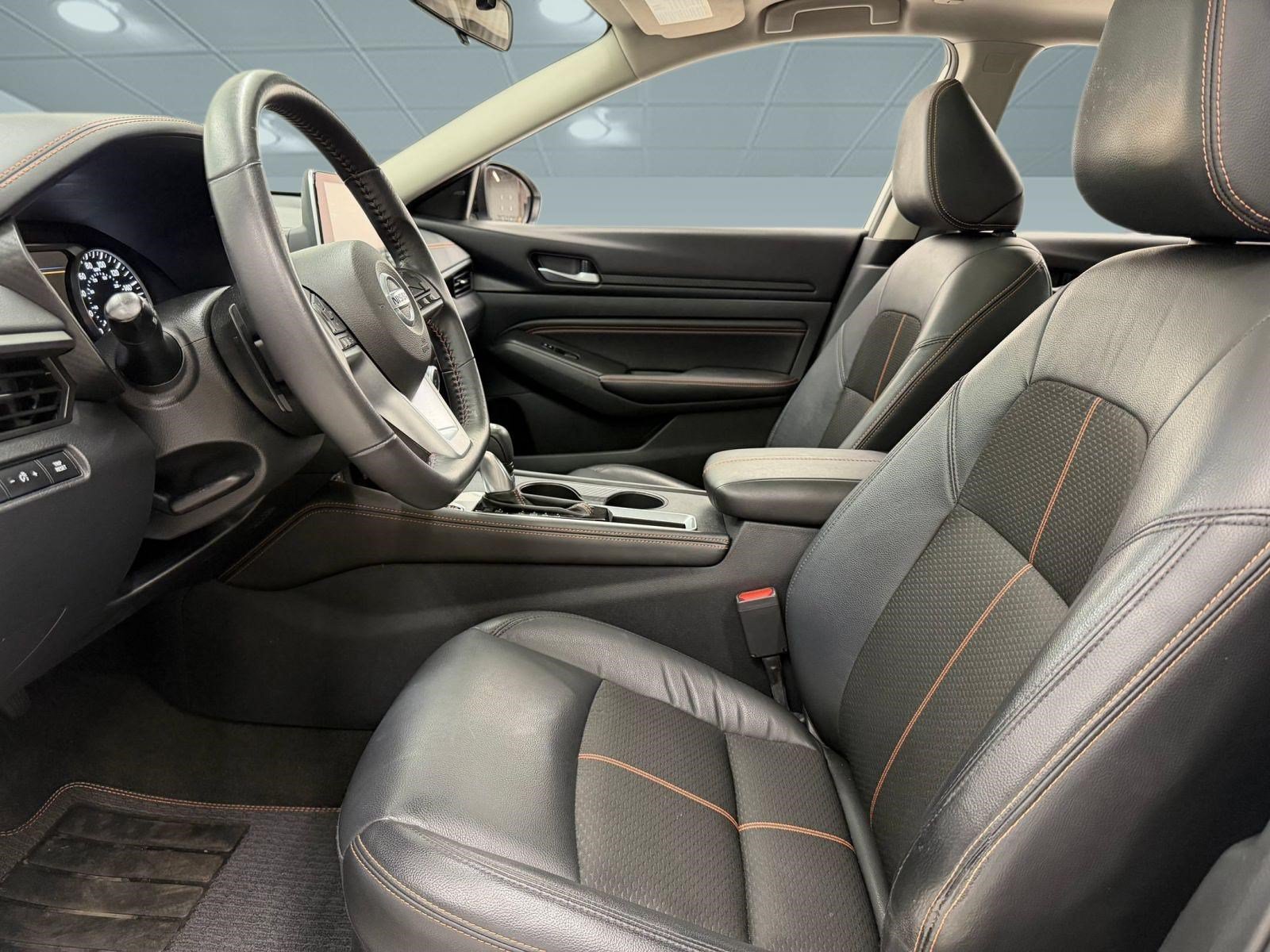 2022 Nissan Altima 2.0 SR Sedan