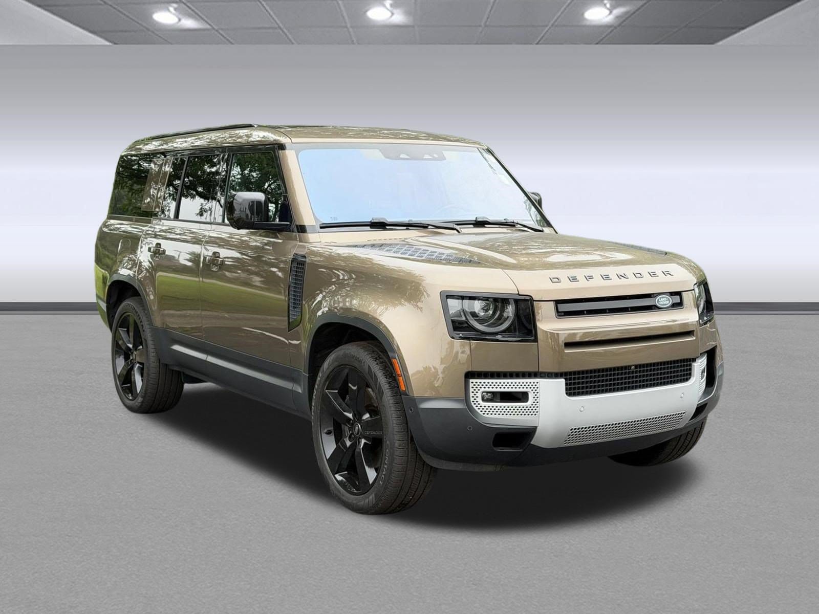 2023 Land Rover Defender 130 SE SUV