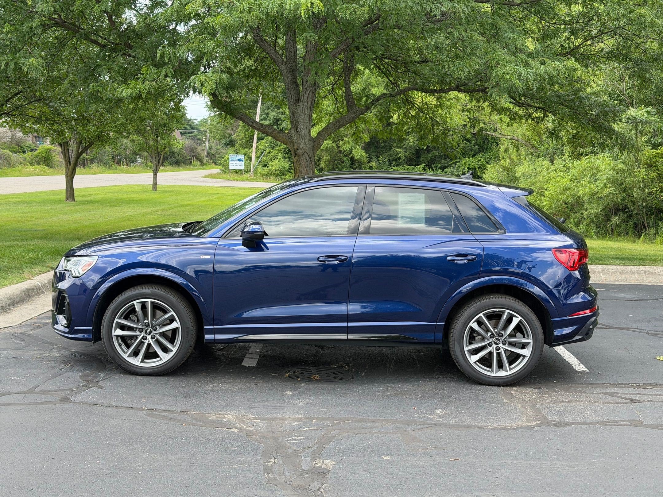 Q3 45 S Line Premium SUV