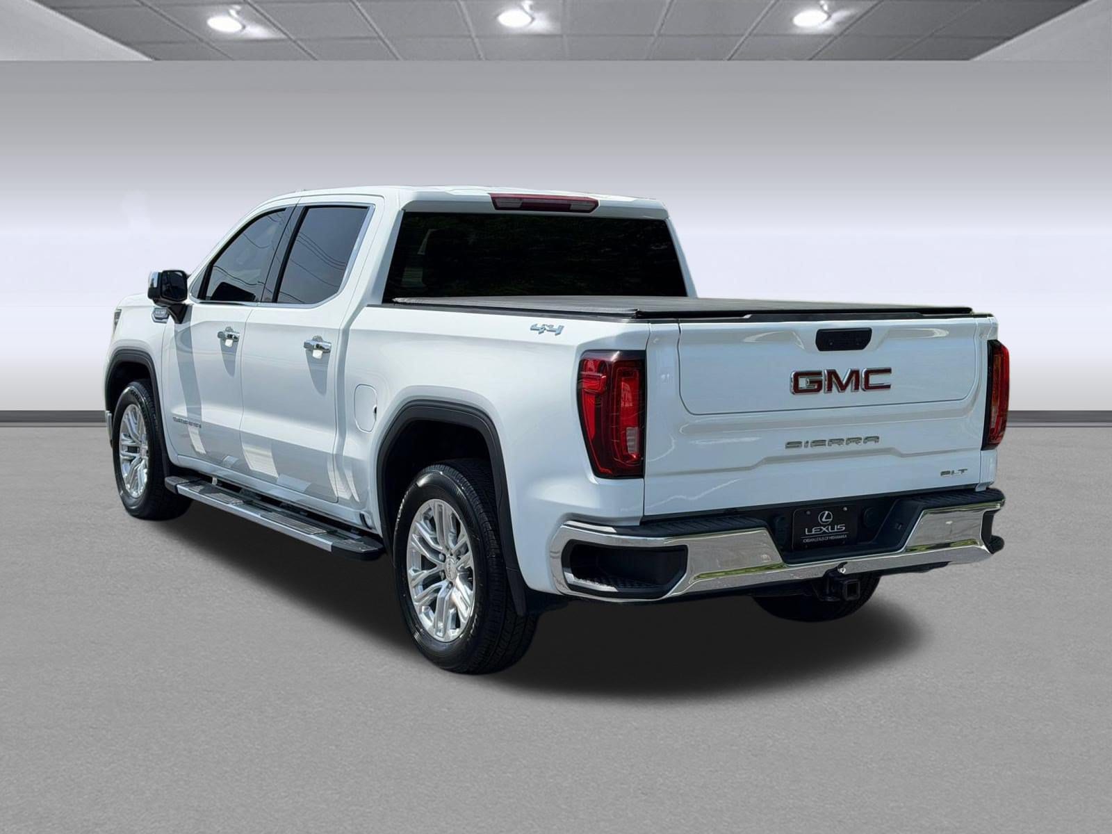 2023 GMC Sierra 1500 SLT - Photo 3