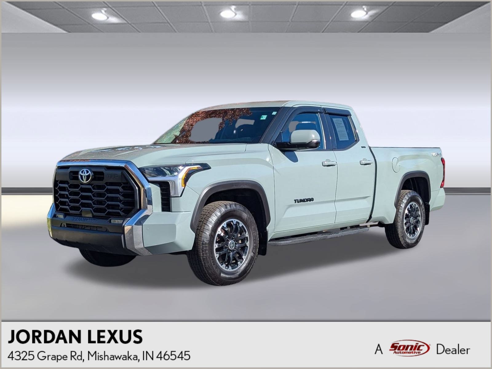 2022 Toyota Tundra SR5's photo
