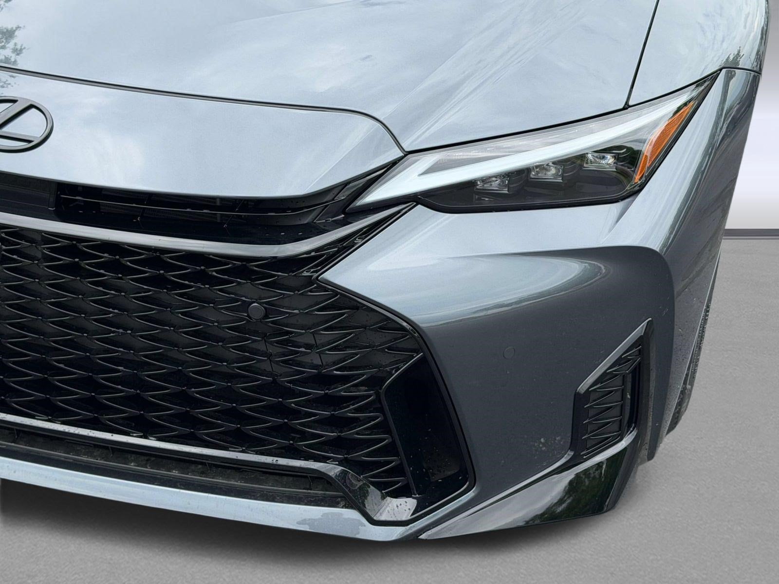 2026 Lexus IS 350 F SPORT - Photo 11