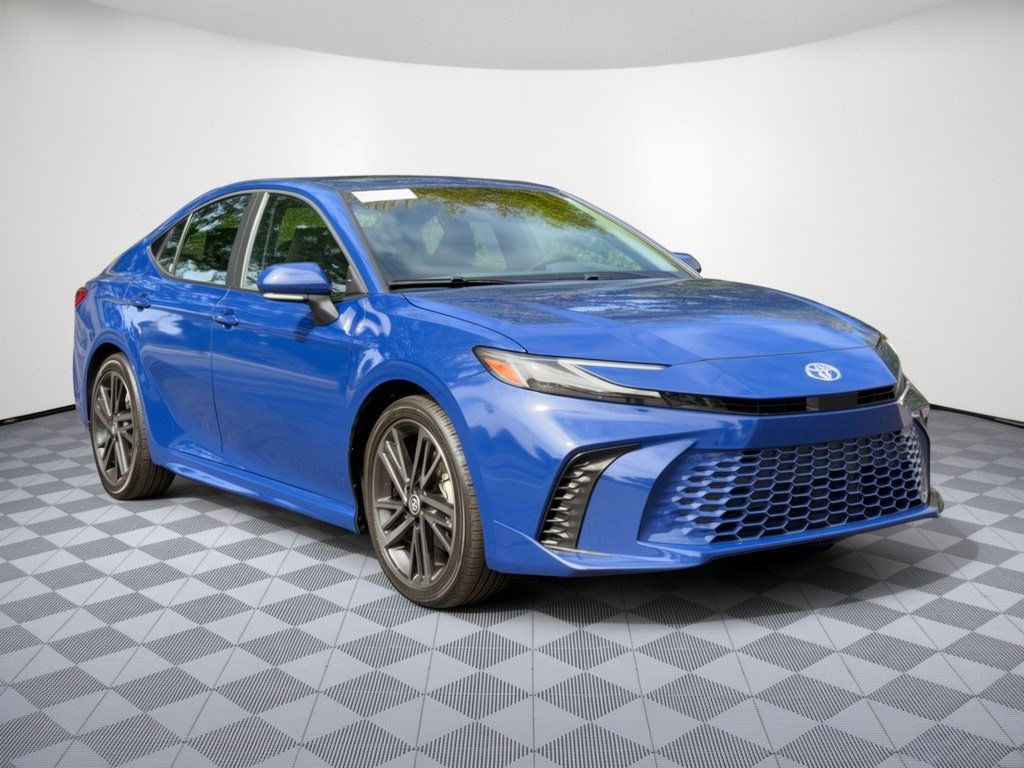 2025 Toyota Camry XSE - Photo 7