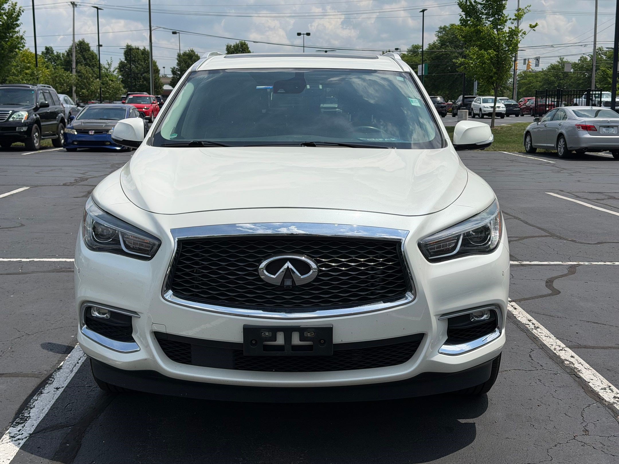 QX60 LUXE SUV