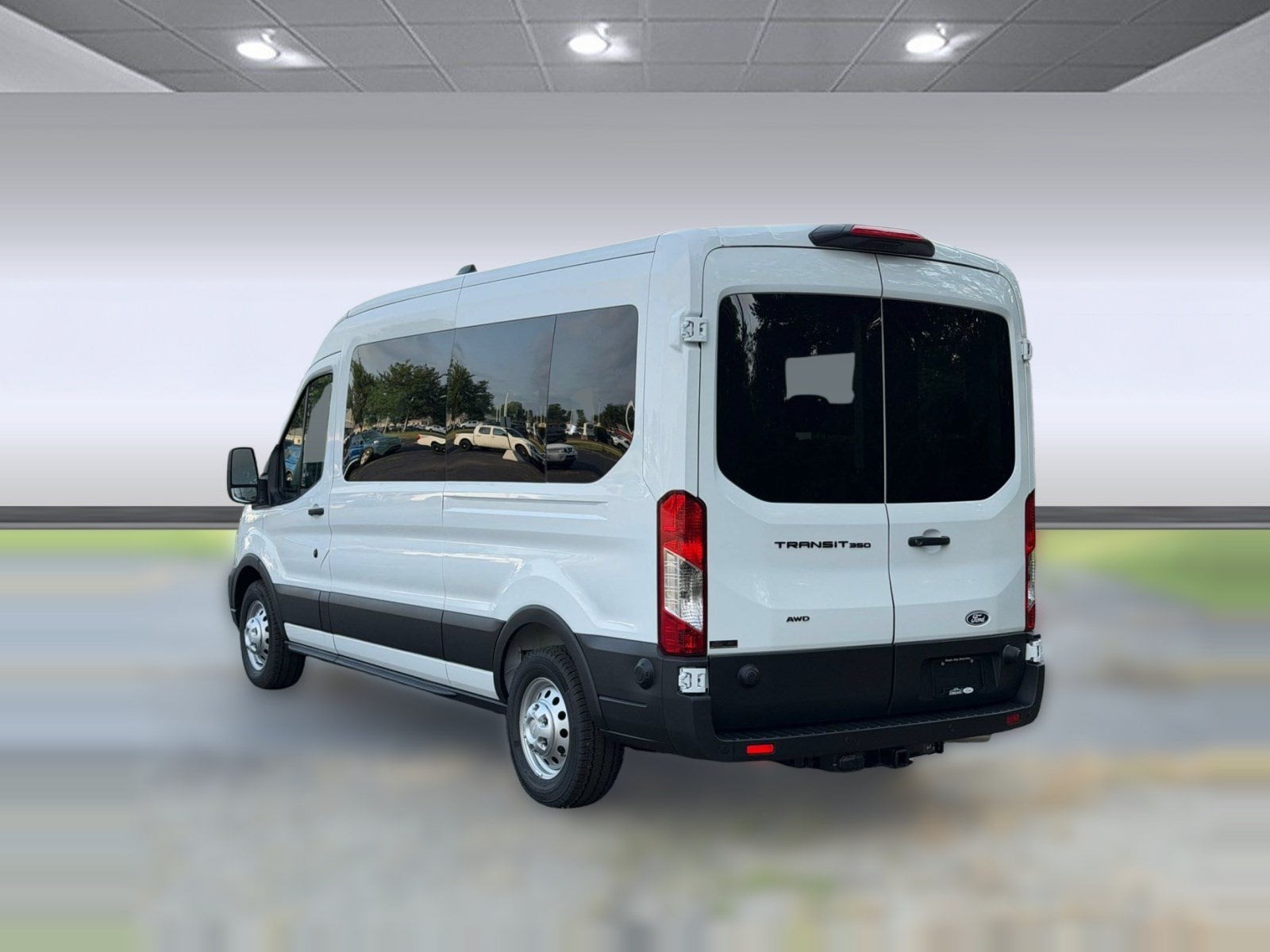Transit-350 Passenger Passenger Van XL Wagon Medium Roof Van