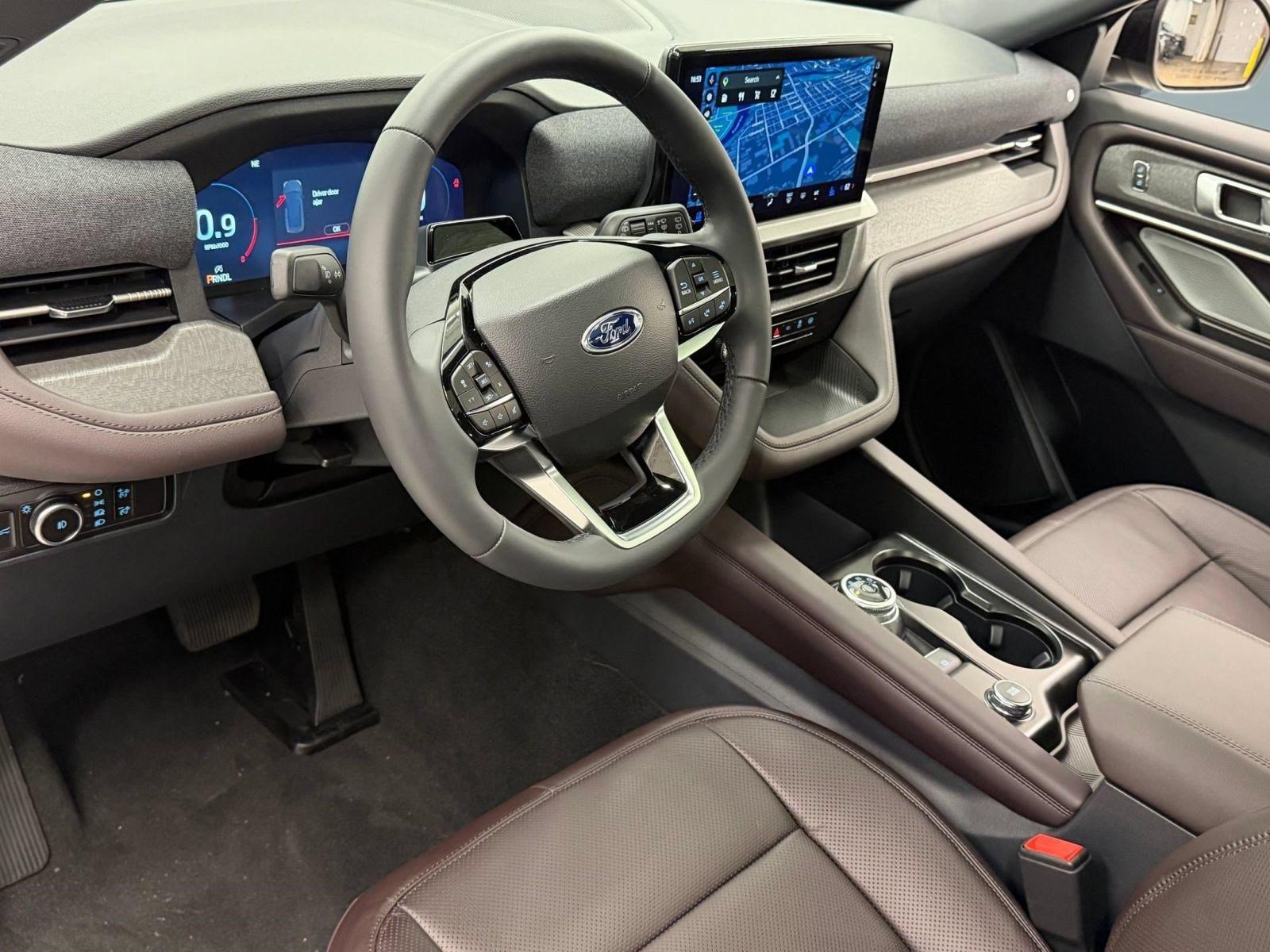 2027 Ford Explorer Platinum Platinum 4WD