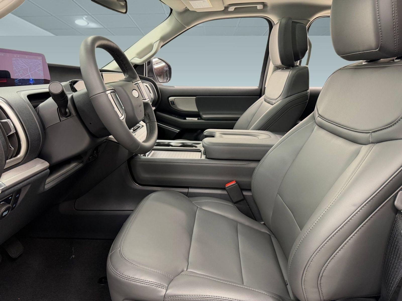 2027 Ford Expedition Active Active 4x4