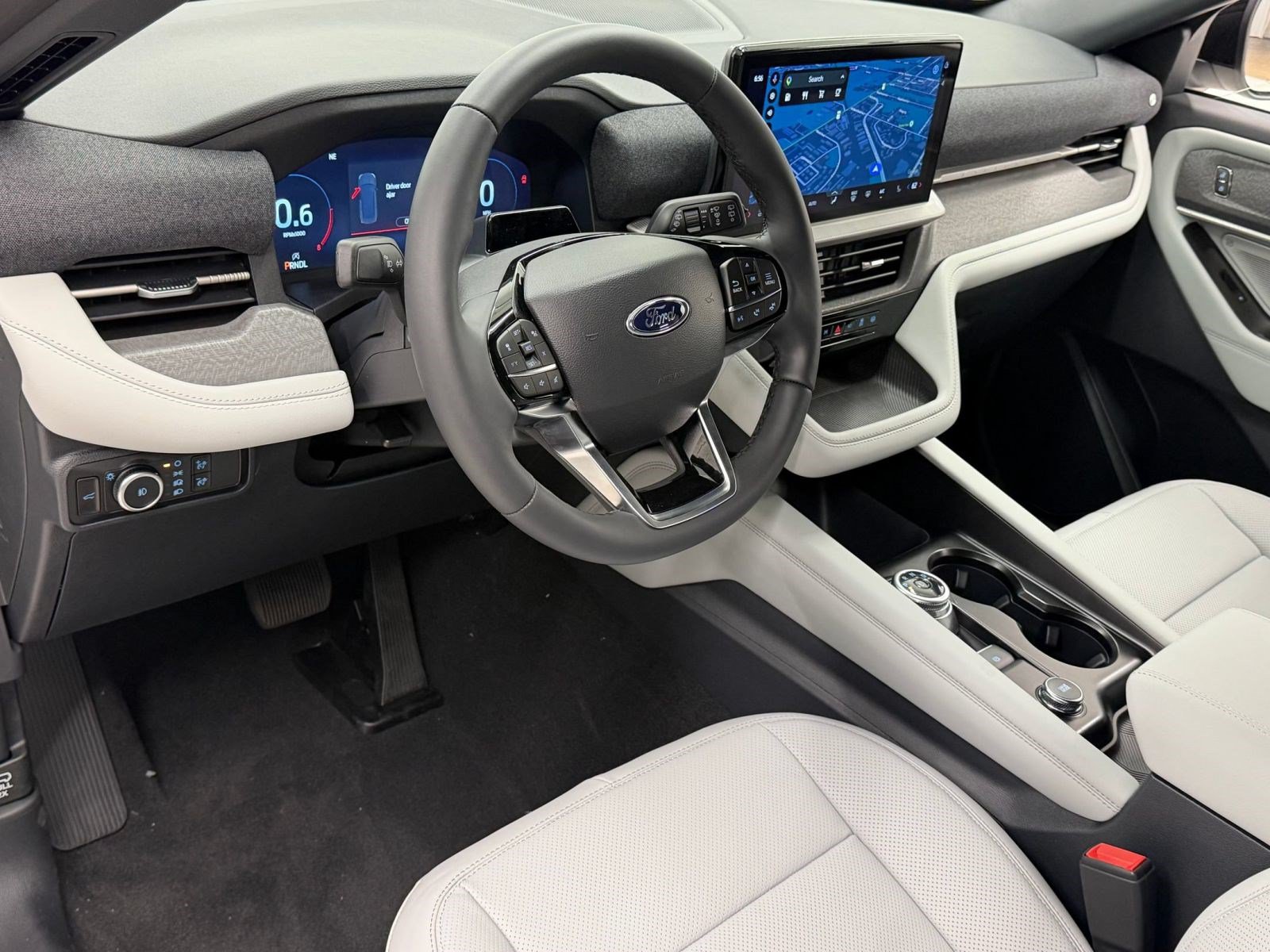 2027 Ford Explorer Platinum Platinum 4WD