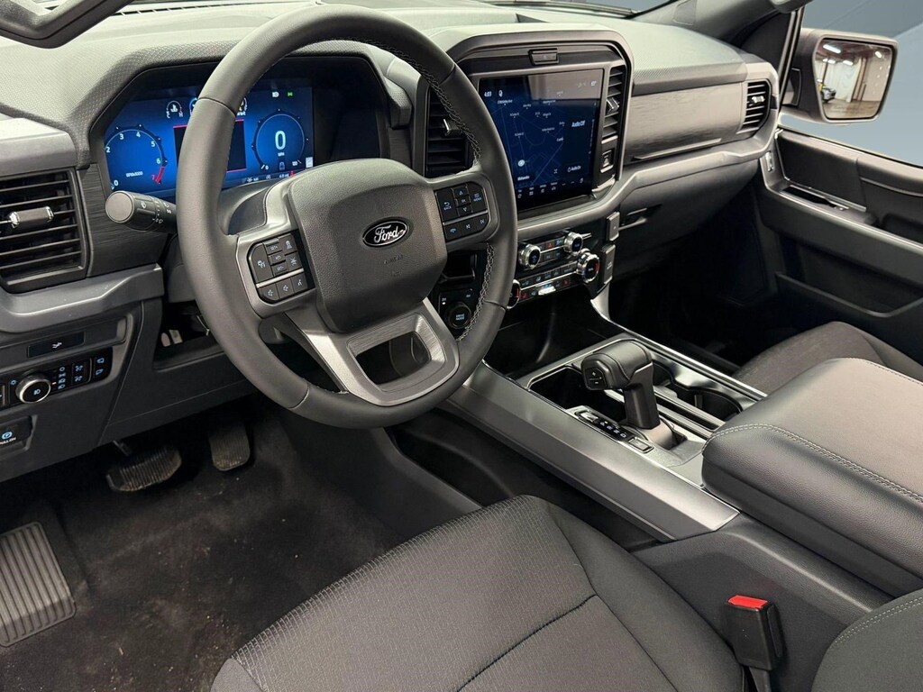New 2026 Ford F-150 XLT XLT 4WD SuperCrew 5.5 Box