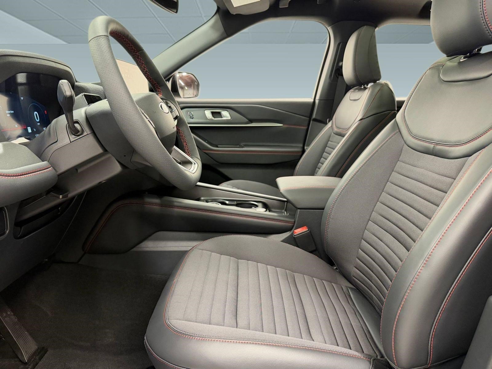 2027 Ford Explorer ST-Line ST-Line 4WD