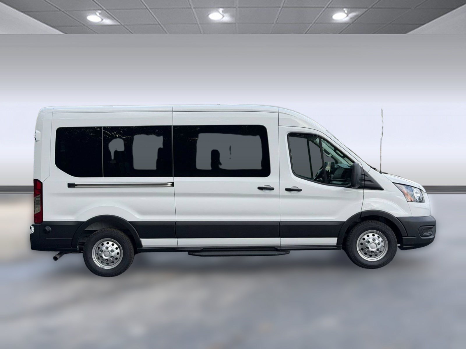 2026 Ford Transit Passenger Wagon XL T-350 148 Med Roof XL AWD