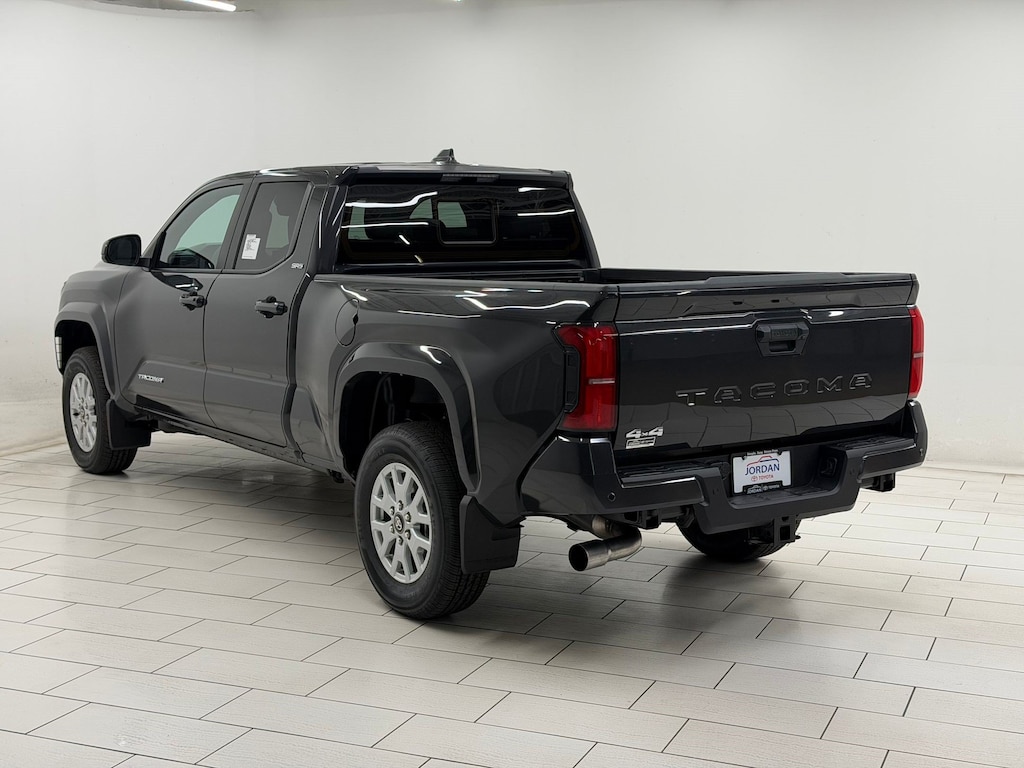 New 2026 Toyota Tacoma SR5 4X4 DBL CAB LONG BED