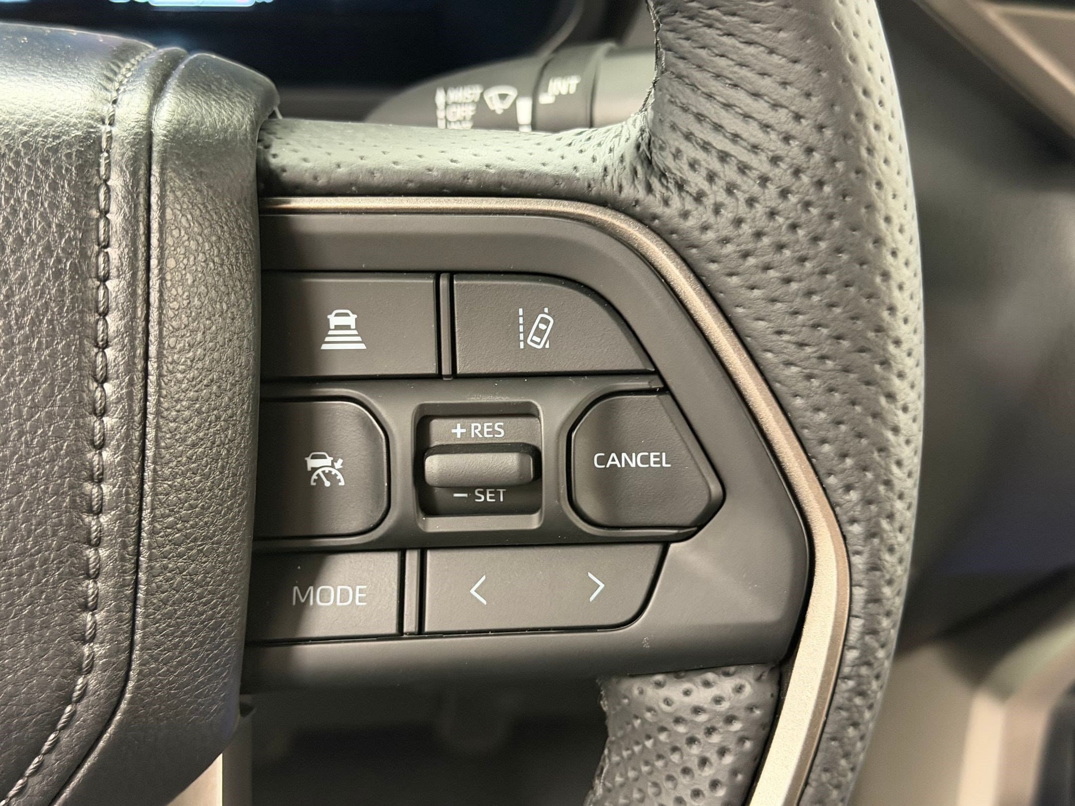 2026 Toyota Tundra Limited - Photo 15