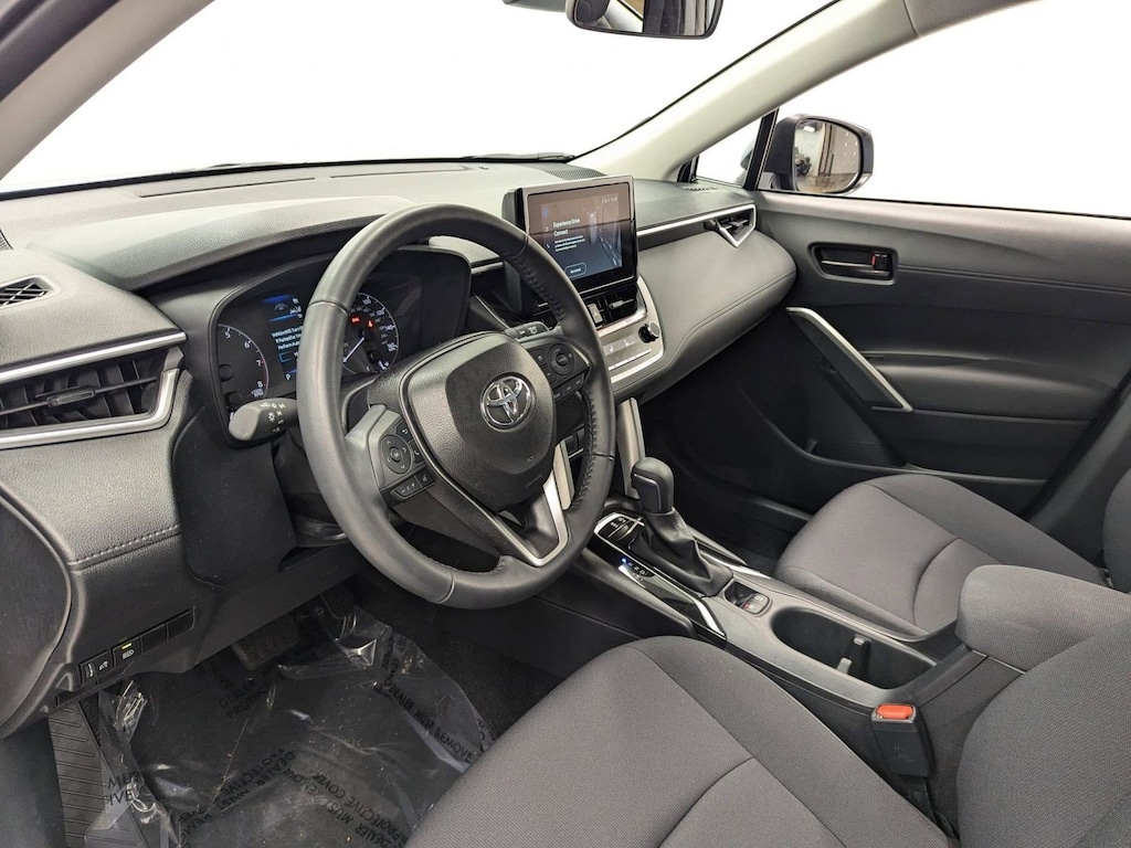 Used 2024 Toyota Corolla Cross LE LE 4WD