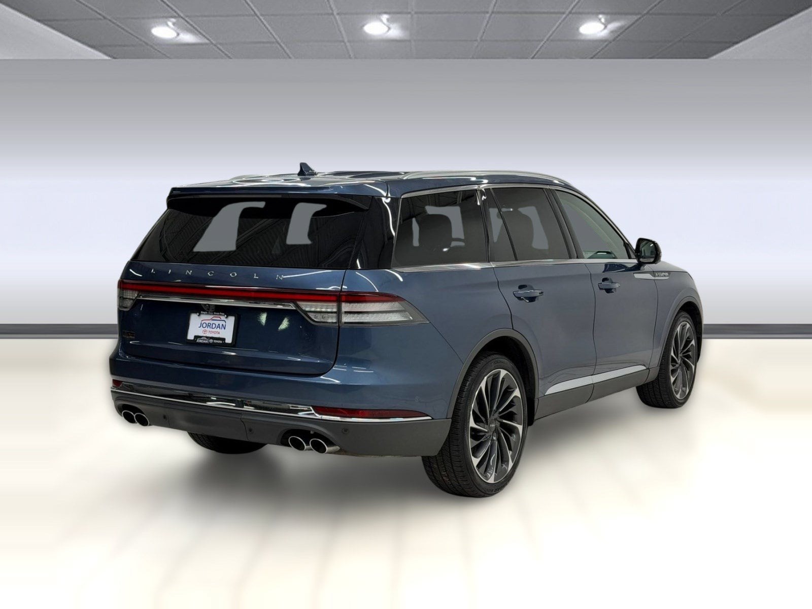 Aviator Reserve Reserve AWD