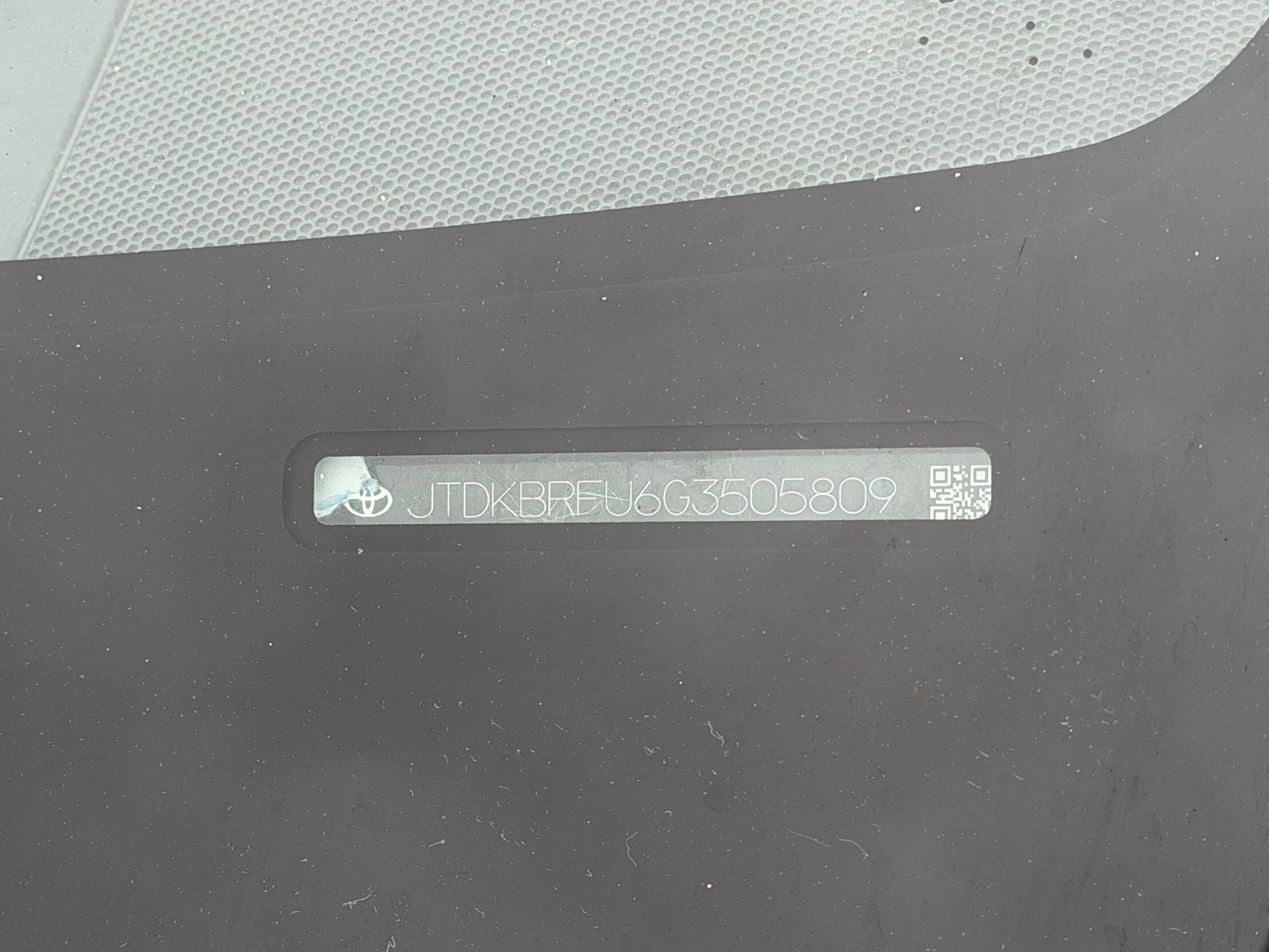 2016 Toyota Prius Two - Photo 11