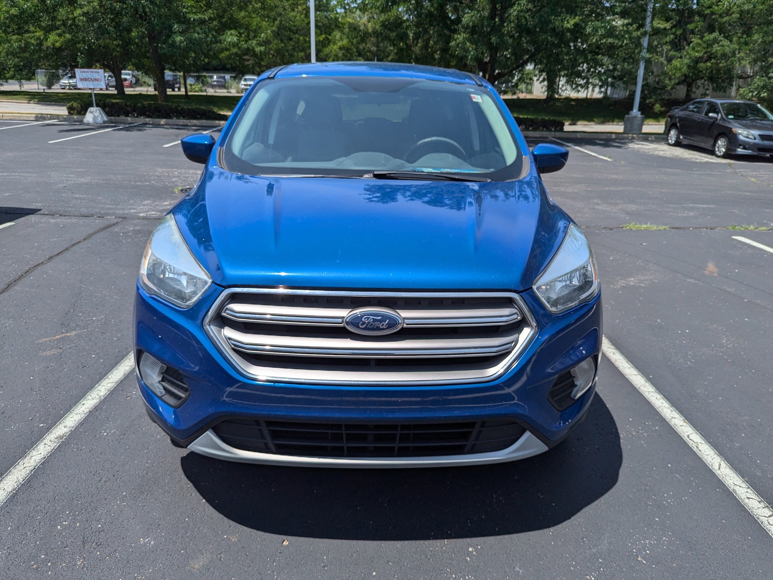 Used 2017 Ford Escape SE with VIN 1FMCU0GD4HUE92347 for sale in Mishawaka, IN