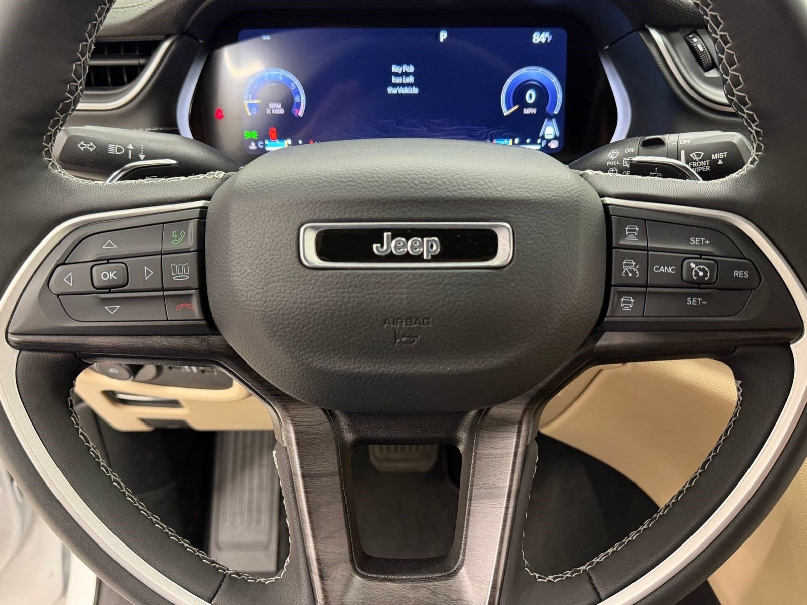 2023 Jeep Grand Cherokee Limited - Photo 9