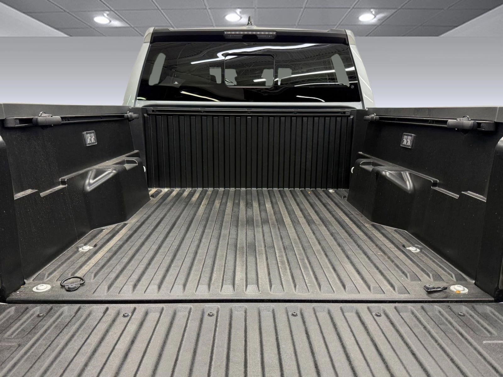 2026 Toyota Tacoma SR5 - Photo 34