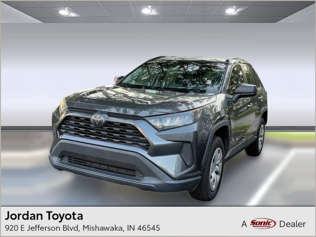 Used 2020 Toyota RAV4 LE LE FWD
