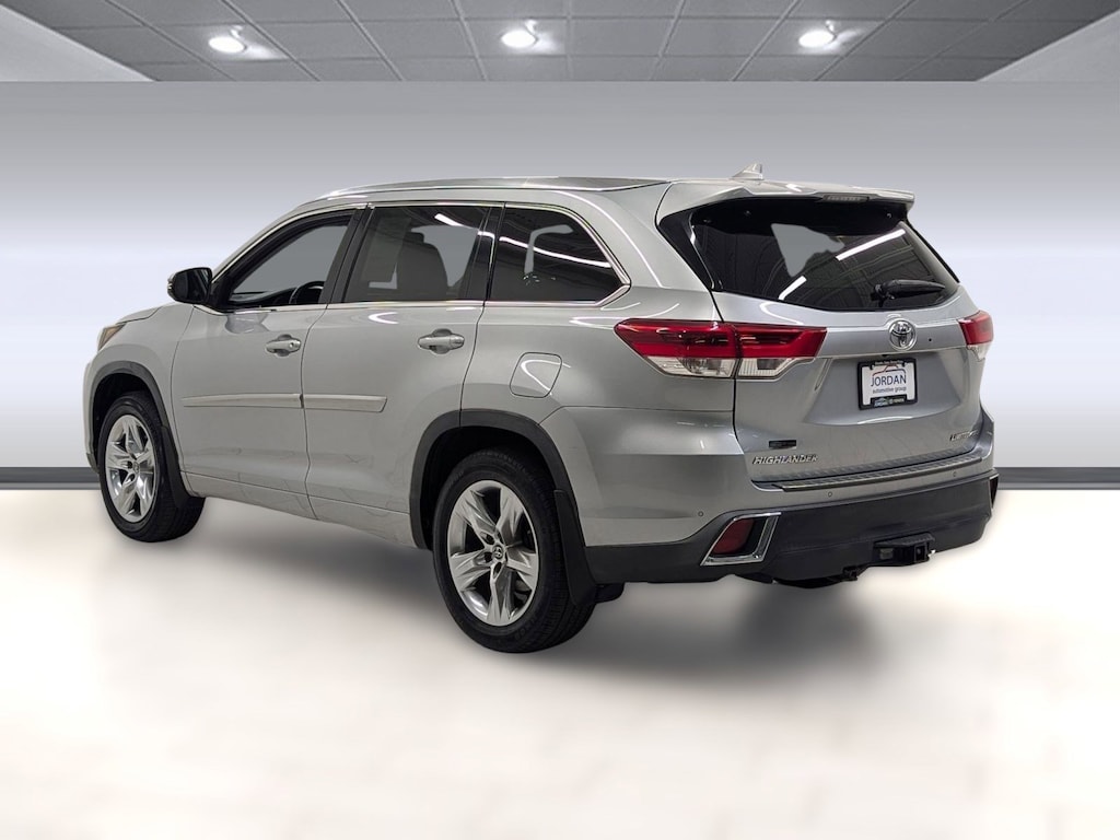 Used 2019 Toyota Highlander Limited Limited V6 AWD