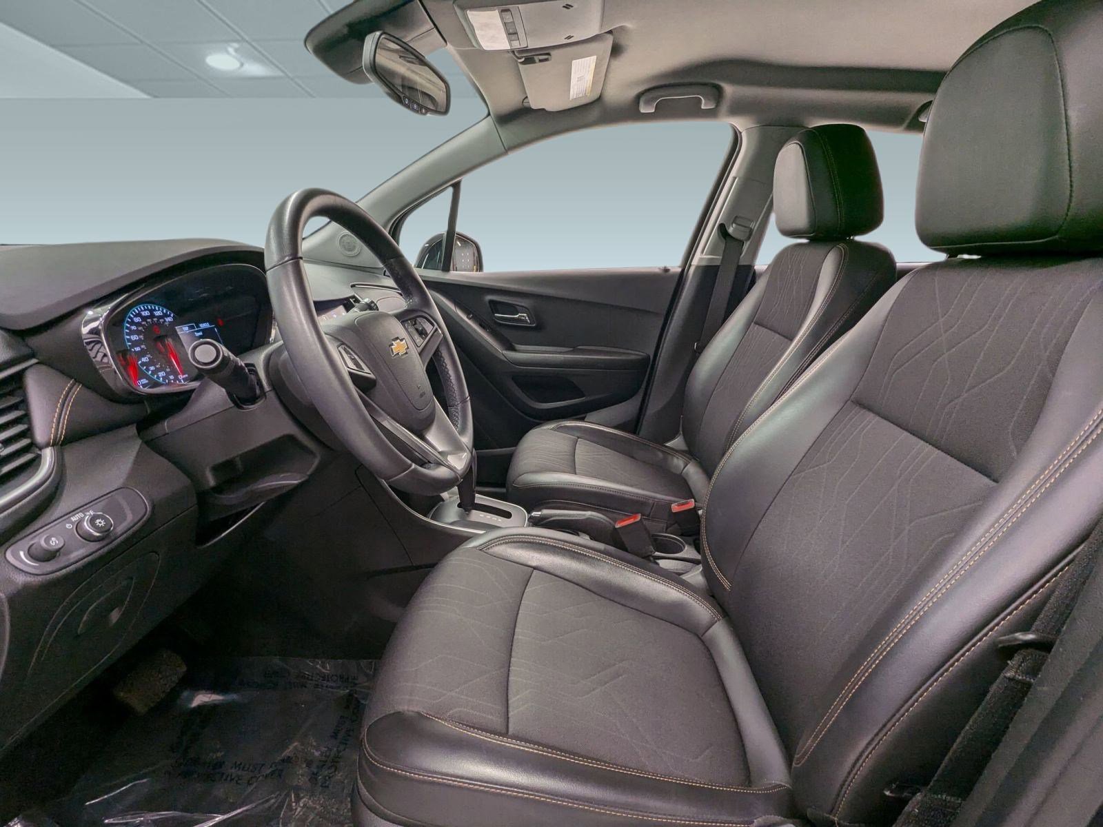 2021 Chevrolet Trax LT photo 4