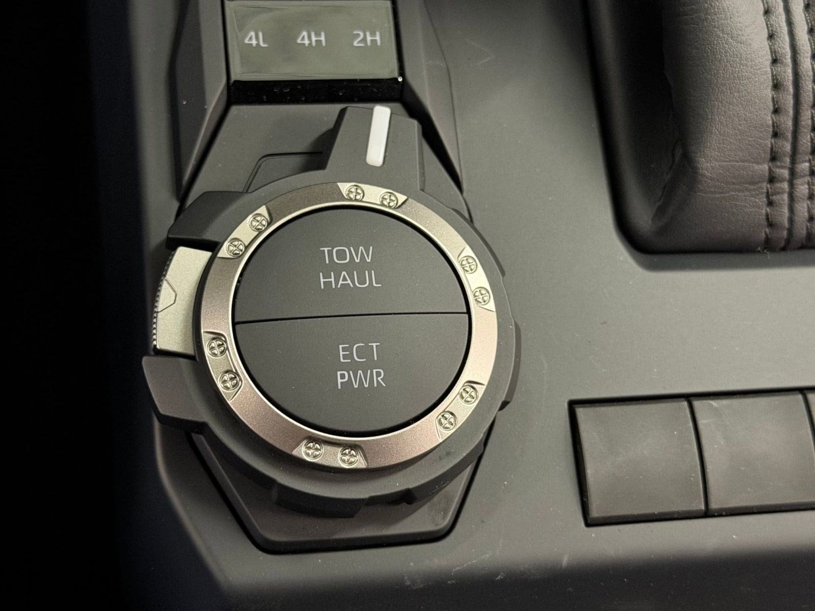 2026 Toyota Tacoma SR5 - Photo 29