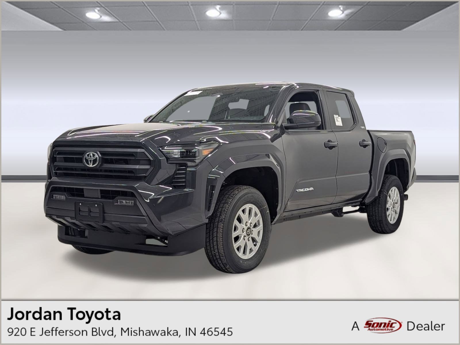 2025 Toyota Tacoma SR5's photo