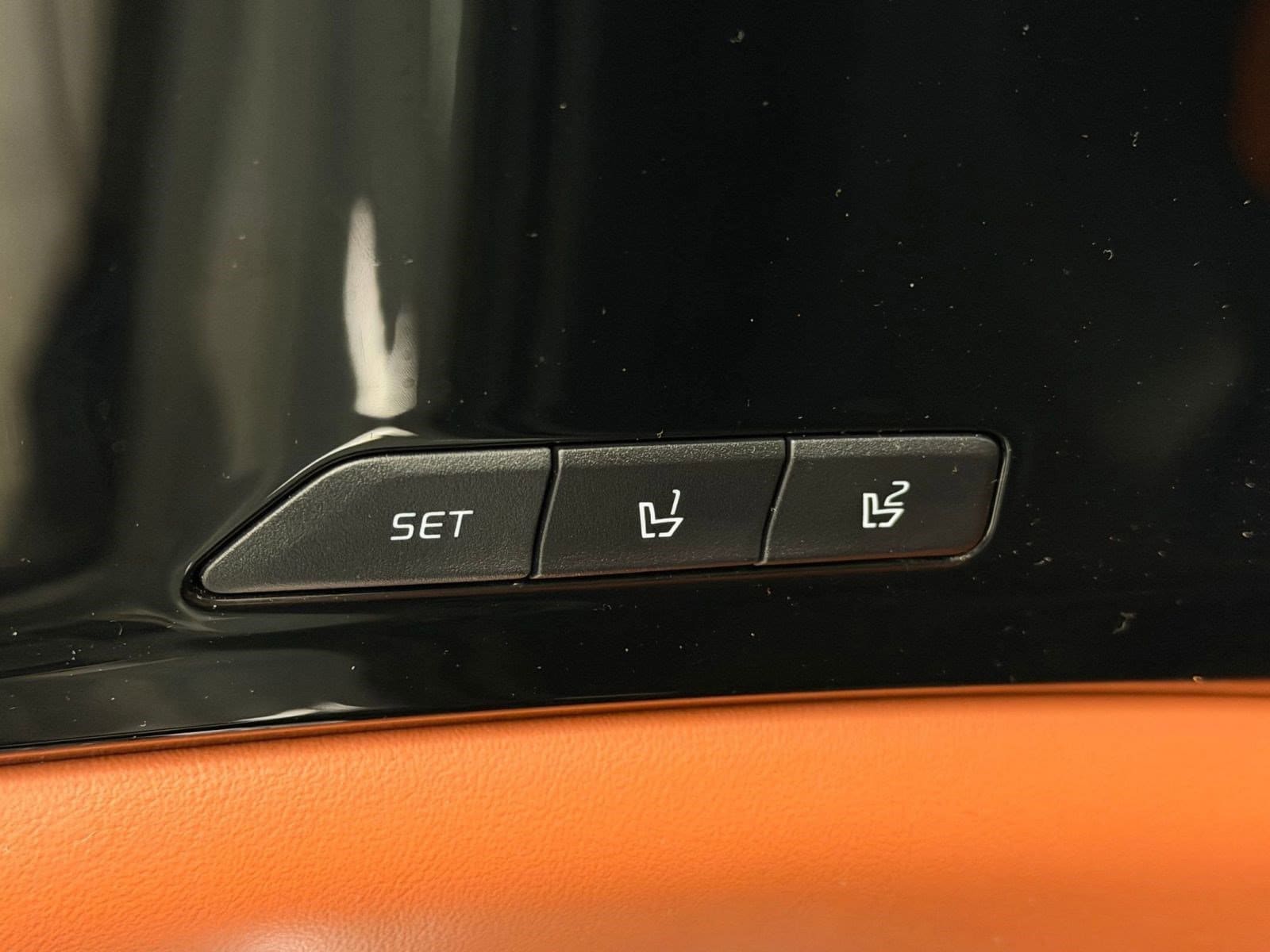 2024 Kia Carnival SX - Photo 15