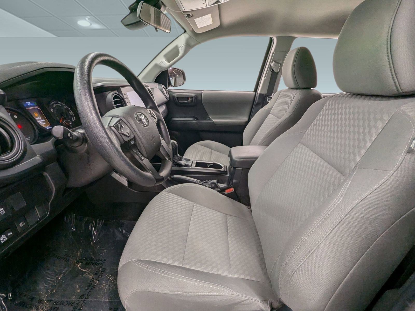 2023 Toyota Tacoma SR Double Cab V6 photo 4