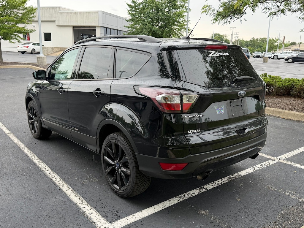 Used 2017 Ford Escape SE SE 4WD