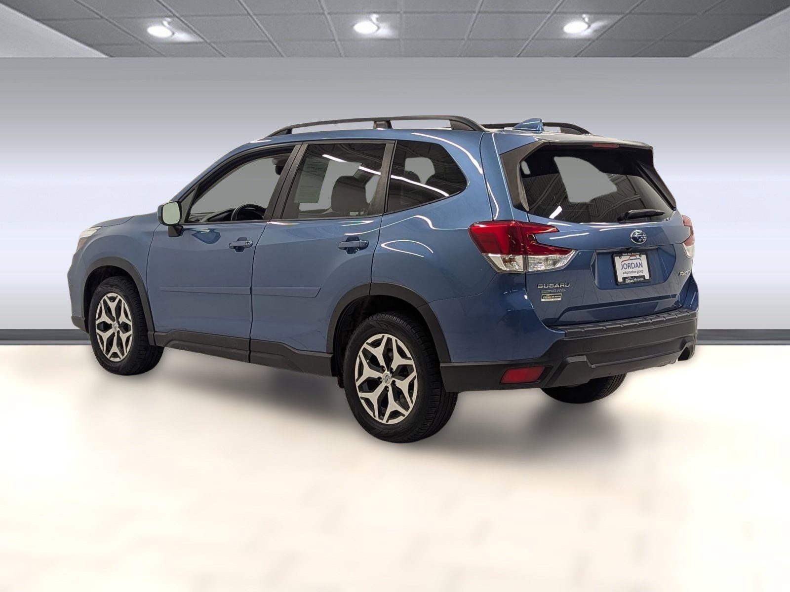 2020 Subaru Forester Premium photo 2