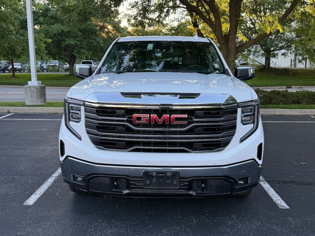 Used 2026 GMC Sierra 1500 SLT 4WD Crew Cab 147 SLT