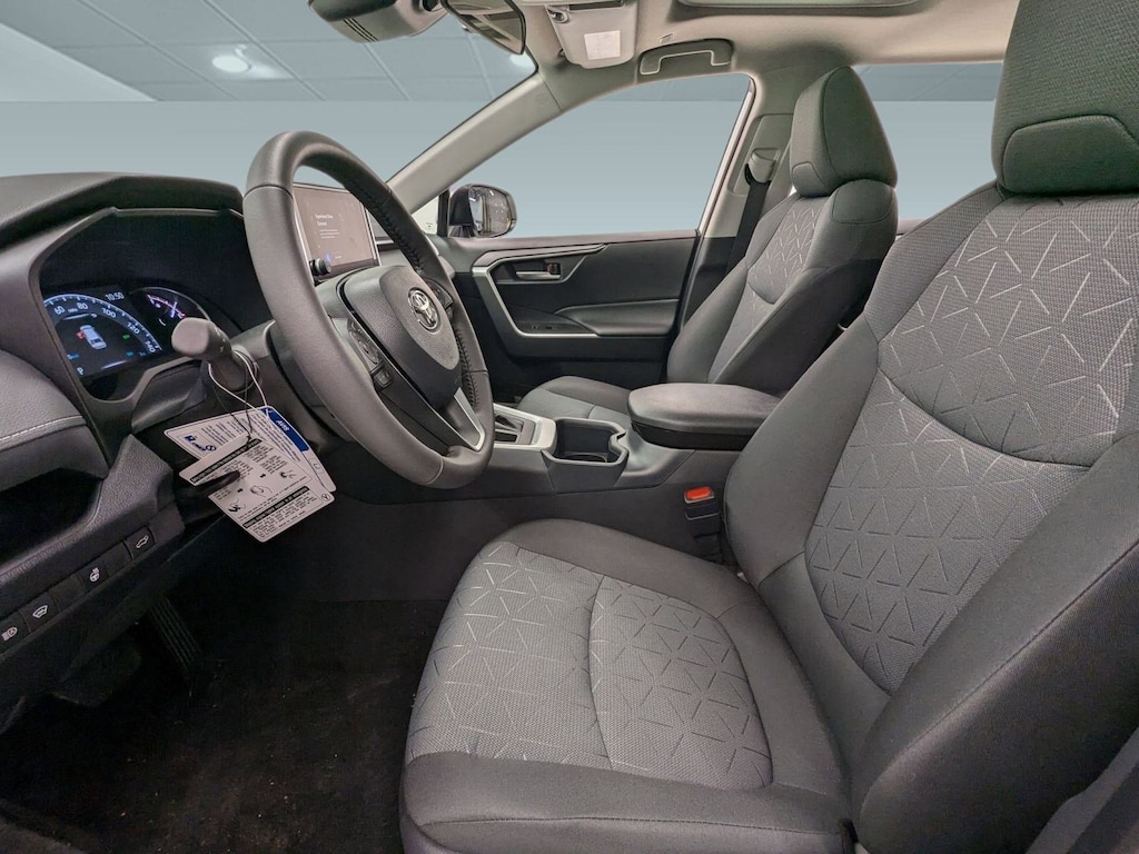 New 2025 Toyota RAV4 XLE XLE AWD SUV