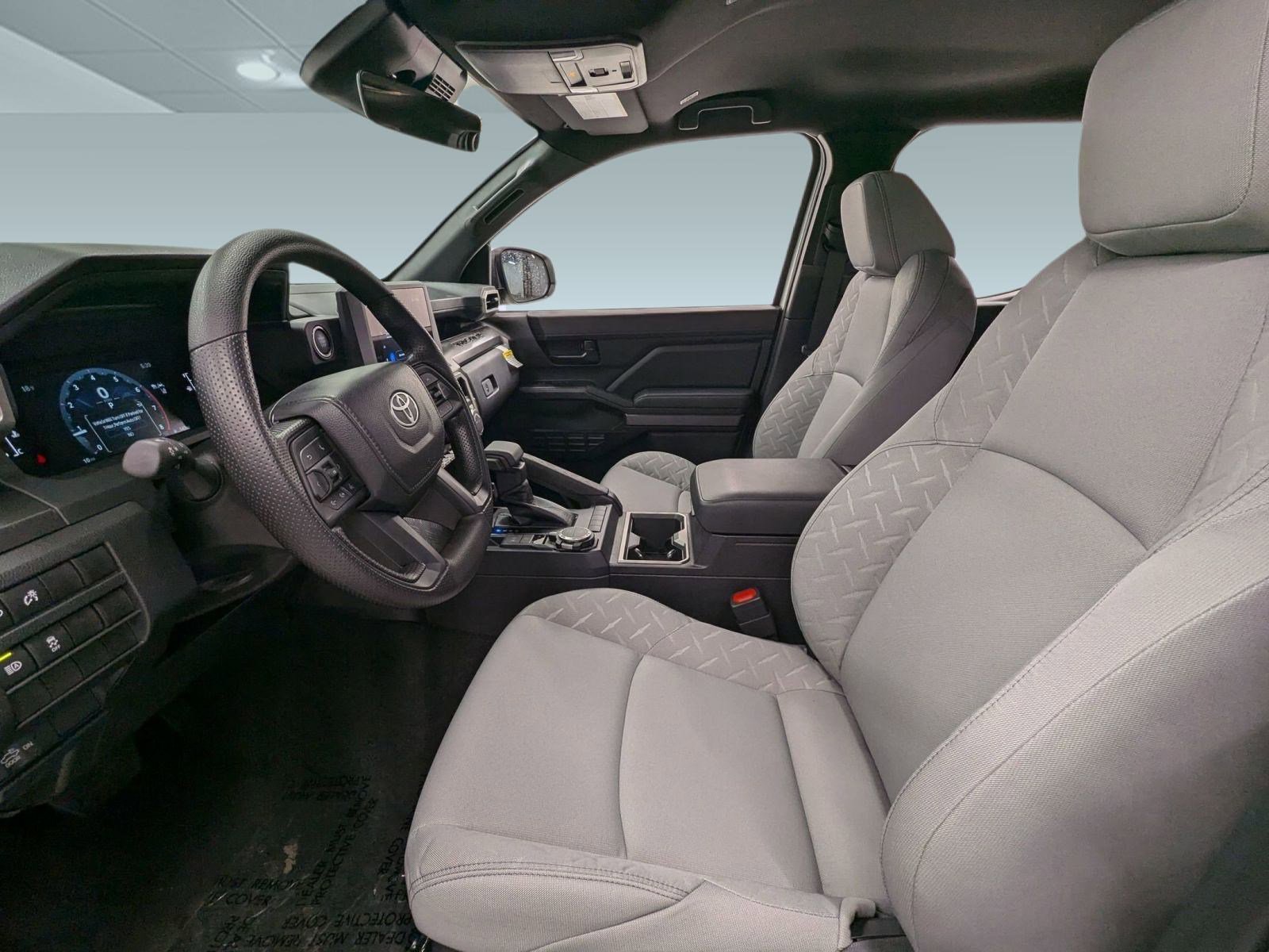 2025 Toyota Tacoma SR5 4x4 Double Cab photo 4