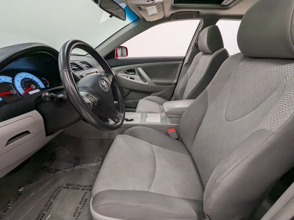 Used 2007 Toyota Camry SE Sedan