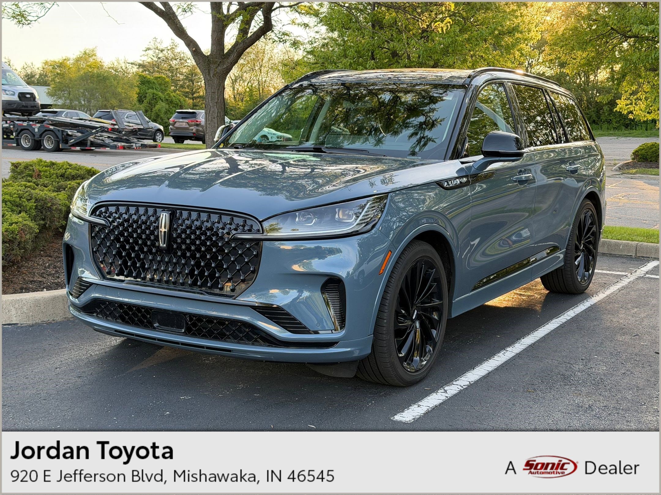 2025 Lincoln Aviator Reserve AWD's photo