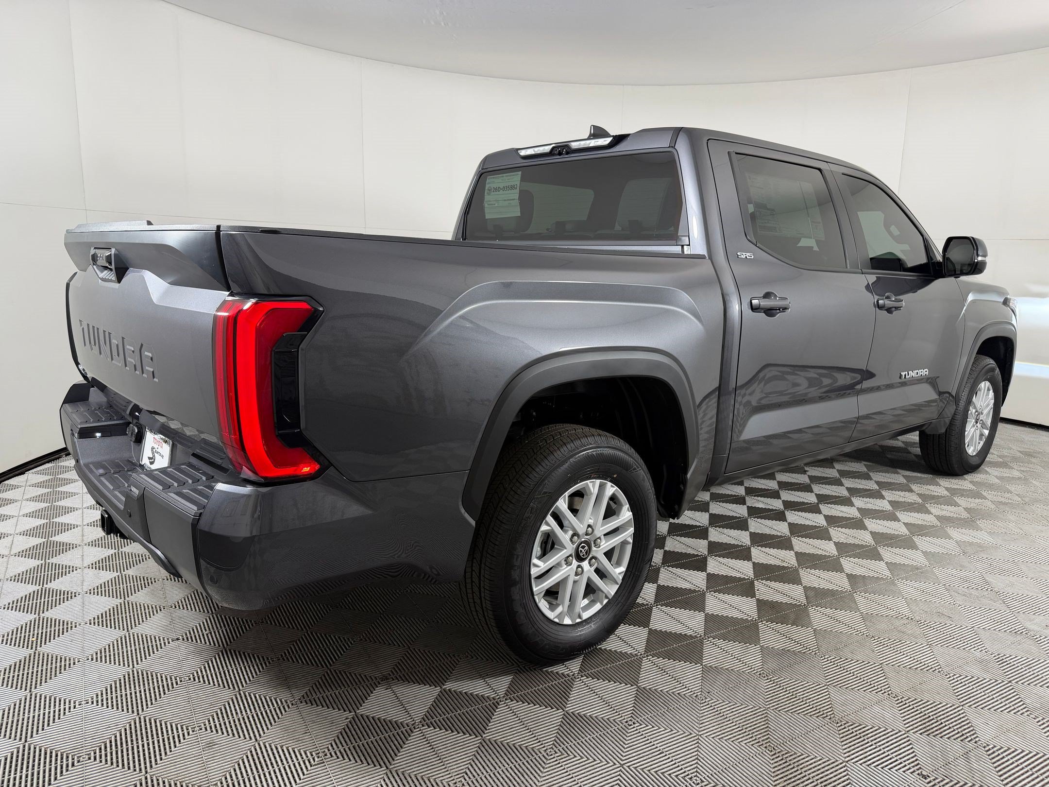 2026 Toyota Tundra SR5 - Photo 9