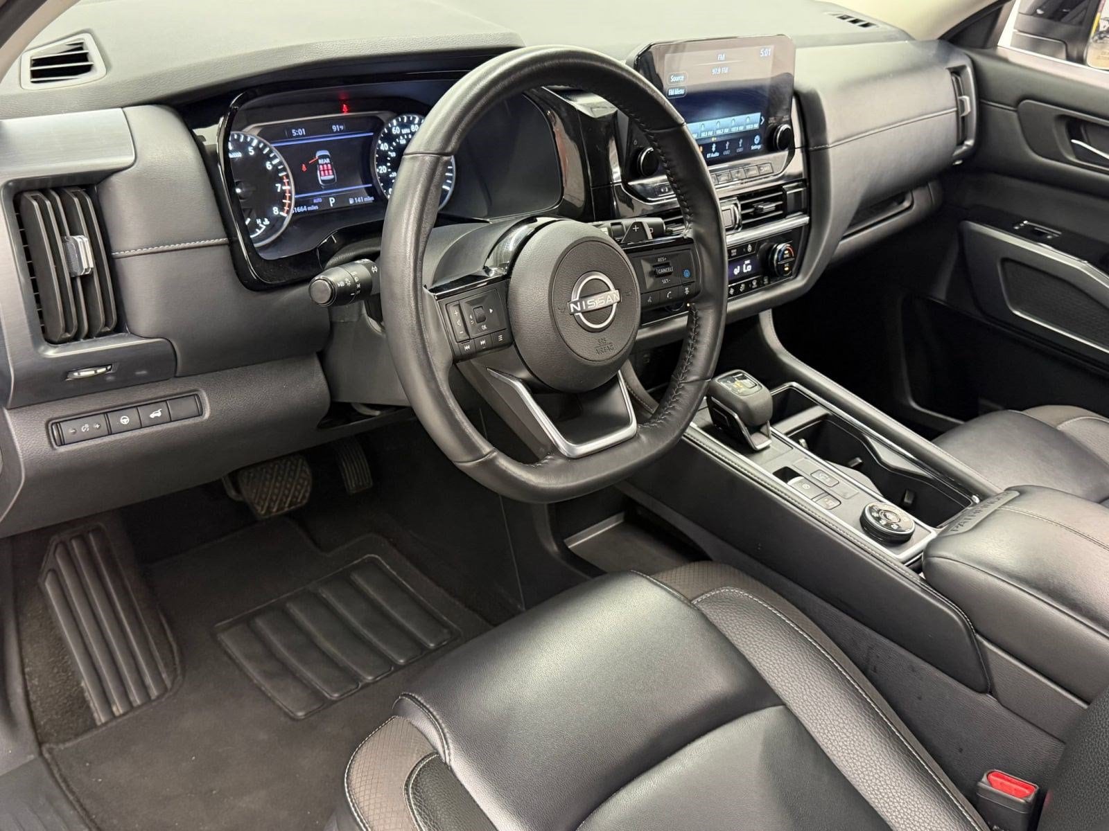 2025 Nissan Pathfinder SL SL 4WD