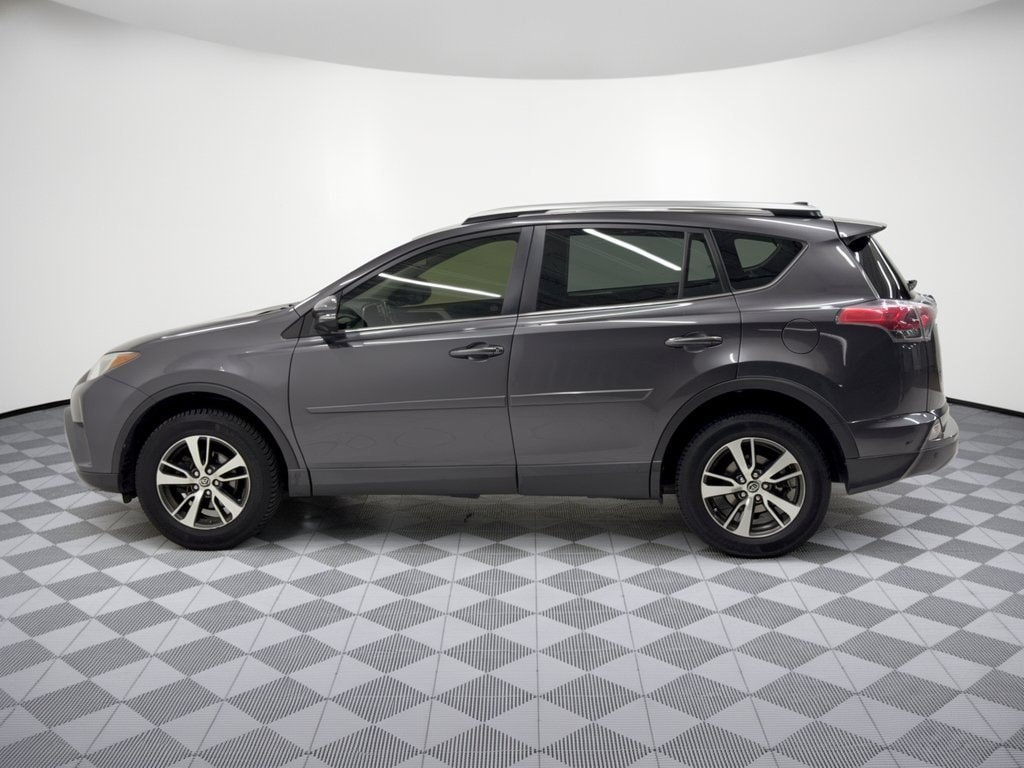 Used 2016 Toyota RAV4 XLE AWD XLE
