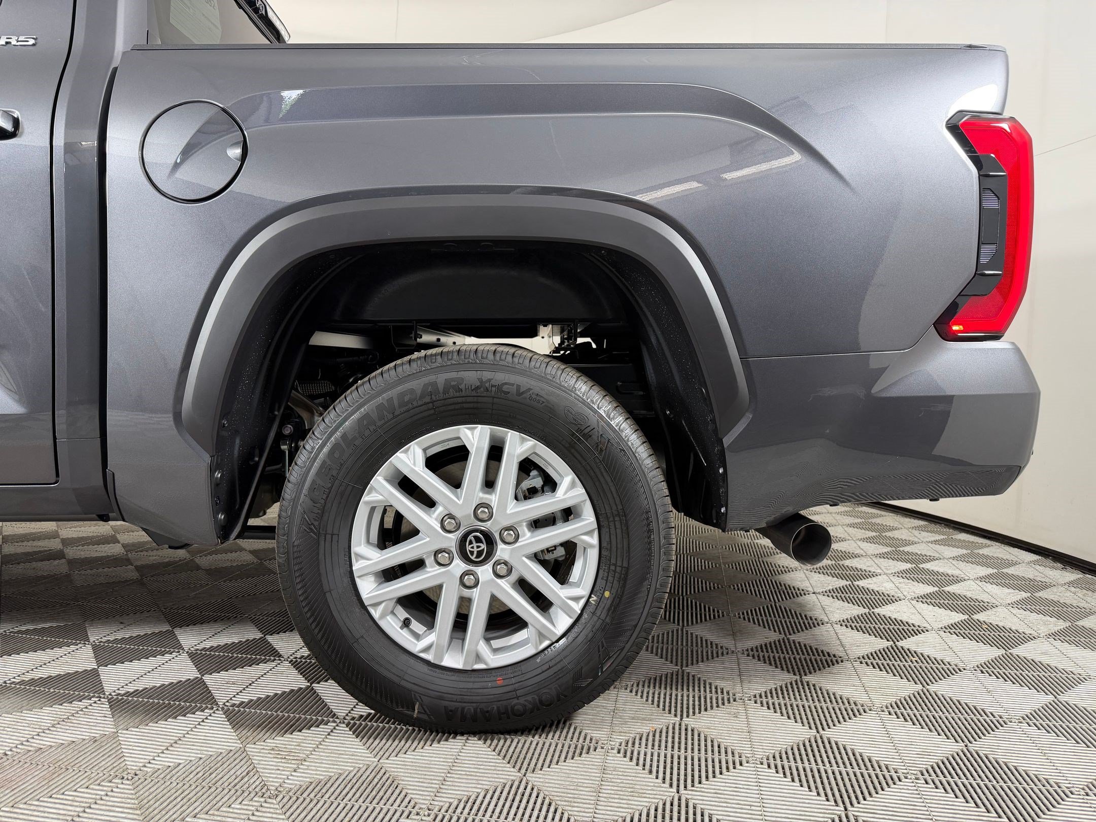 2026 Toyota Tundra SR5 - Photo 30