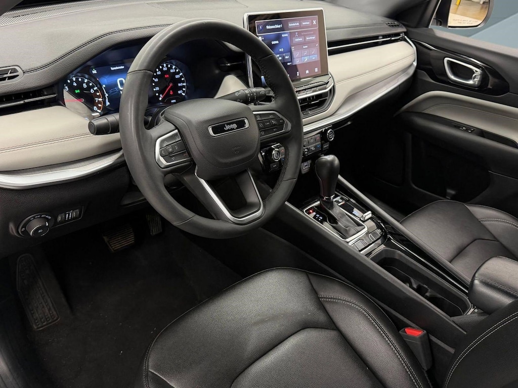 Used 2025 Jeep Compass Limited Limited 4x4