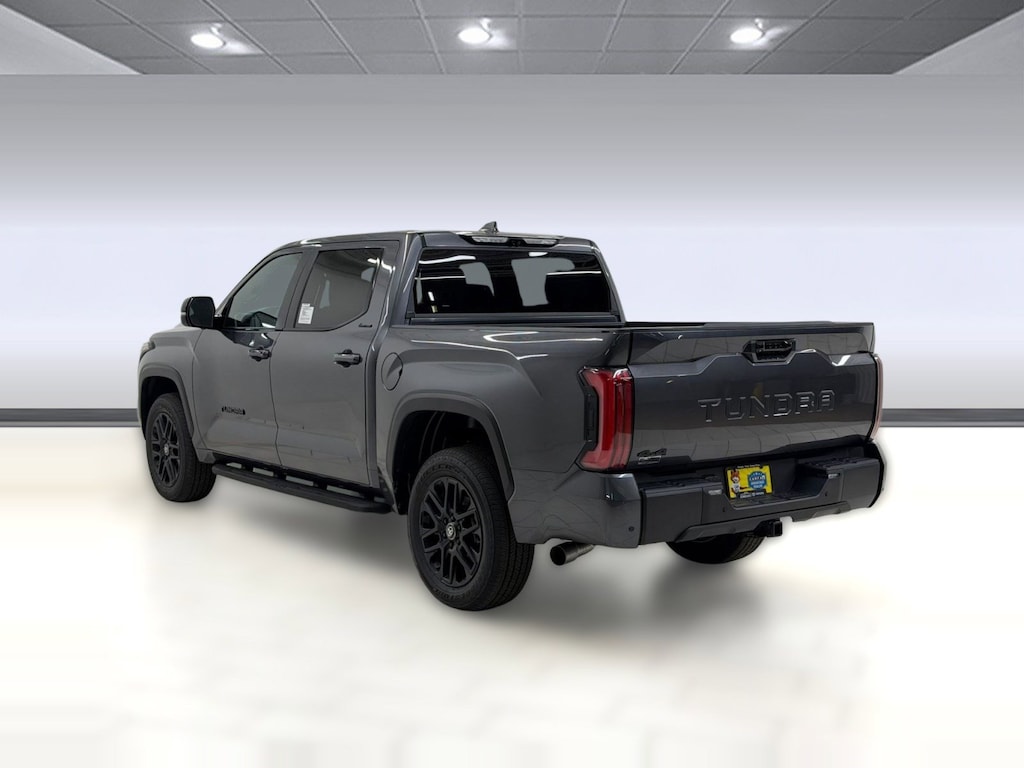 New 2026 Toyota Tundra Limited LIMITED CREWMAX 5.5
