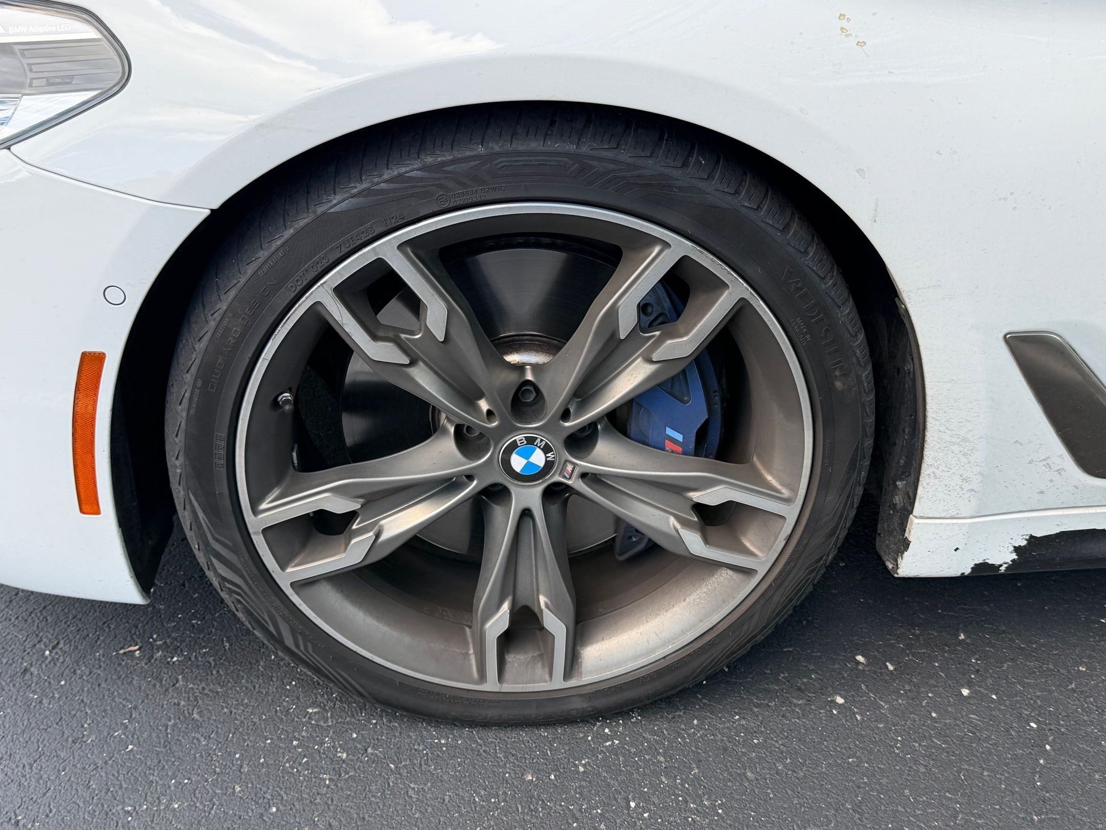 5 Series M550i XDrive Sedan