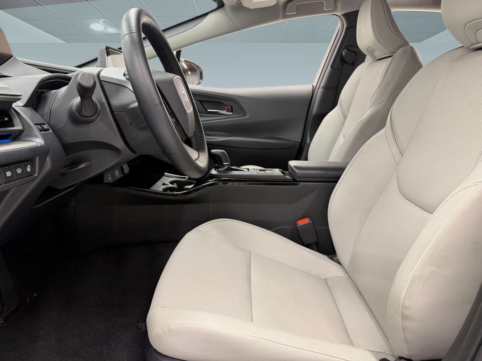 2024 Toyota Prius LE LE AWD