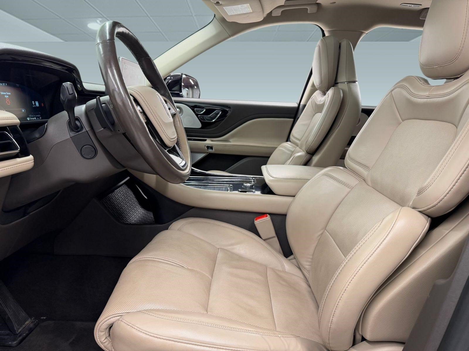 Aviator Reserve Reserve AWD