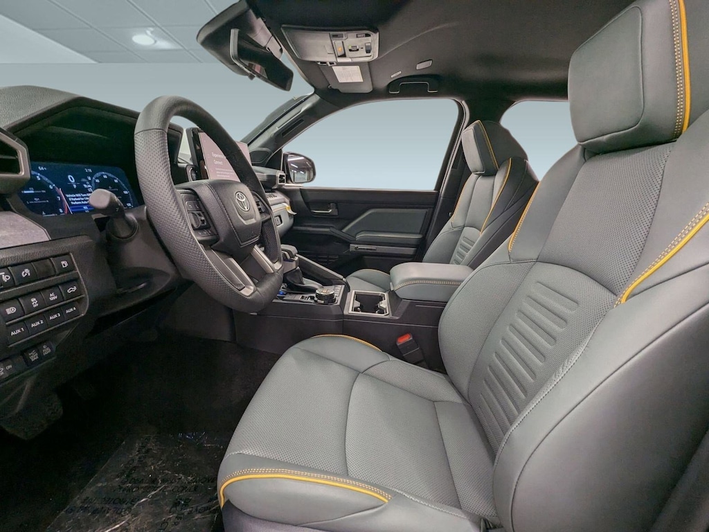 New 2025 Toyota Tacoma i-FORCE MAX Trailhunter 4X4 DOUBLE CAB HV